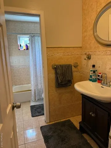 $543,000 | 120 Lockwood Avenue, Huntington, NY 11746