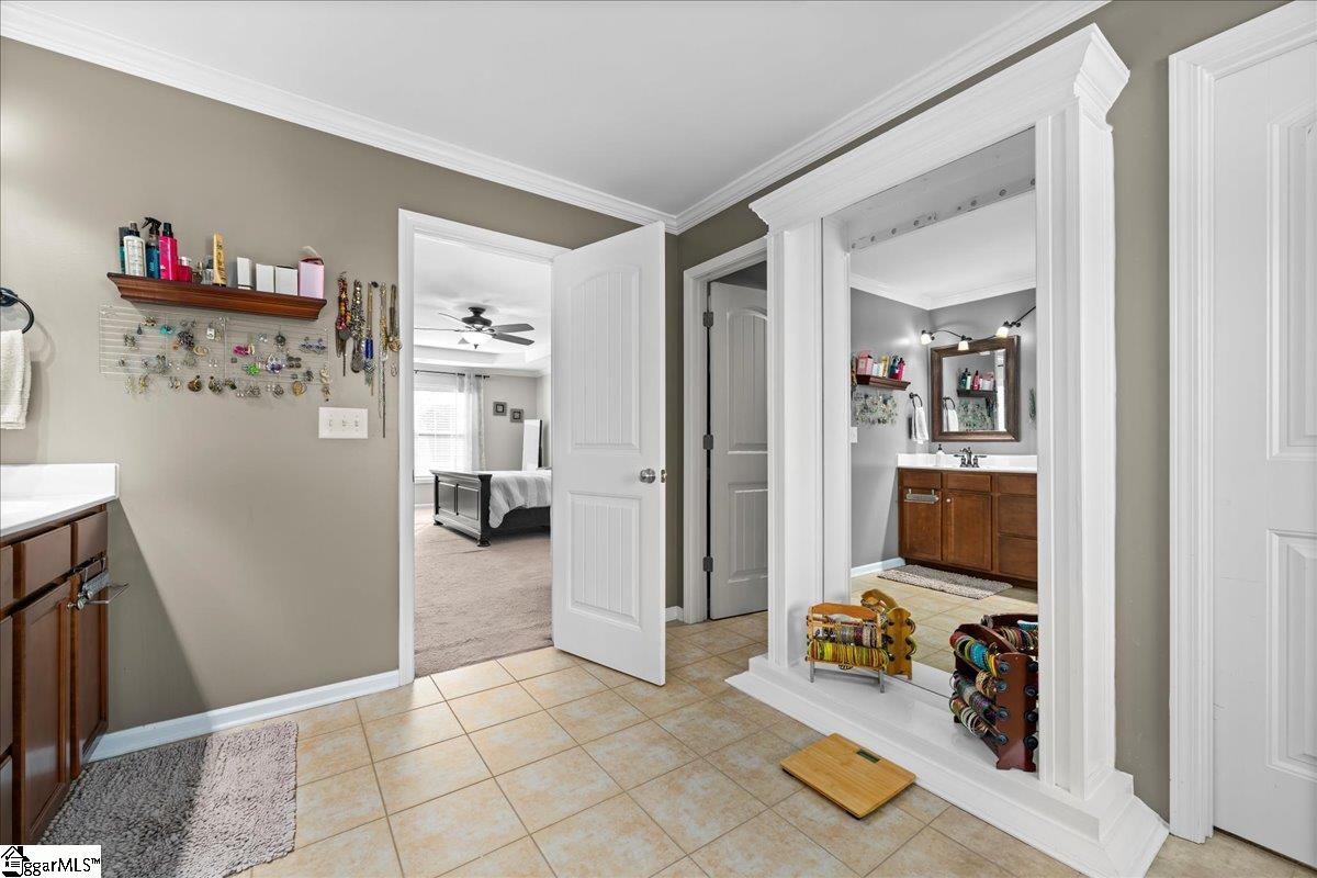 237 Raven Falls Lane Simpsonville, SC 29681 - Photo 5 of 36