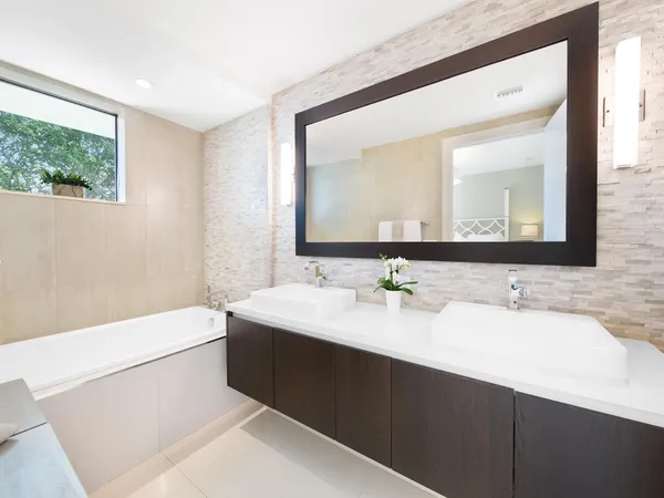 $1,295,000 | 3040 North Ocean Boulevard, Unit N204, Fort Lauderdale, FL 33308