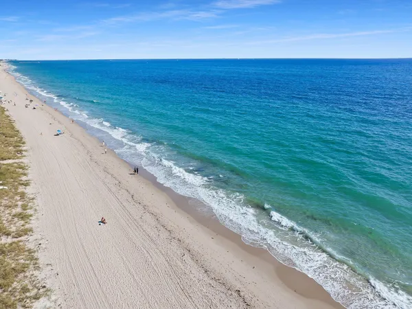 $1,295,000 | 3040 North Ocean Boulevard, Unit N204, Fort Lauderdale, FL 33308