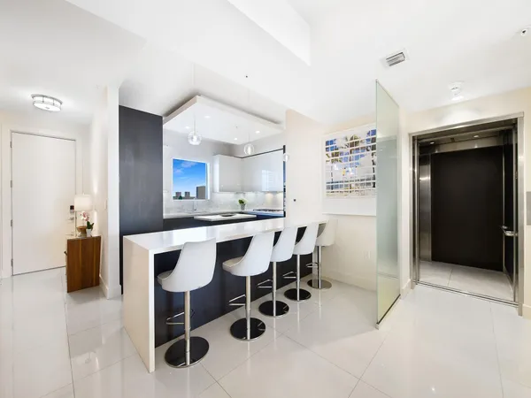 $1,295,000 | 3040 North Ocean Boulevard, Unit N204, Fort Lauderdale, FL 33308