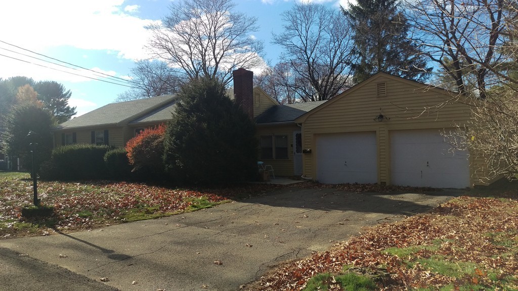 6 Charlotte Road Ipswich, MA 01938 - Photo 3 of 22 Gallery Image 3