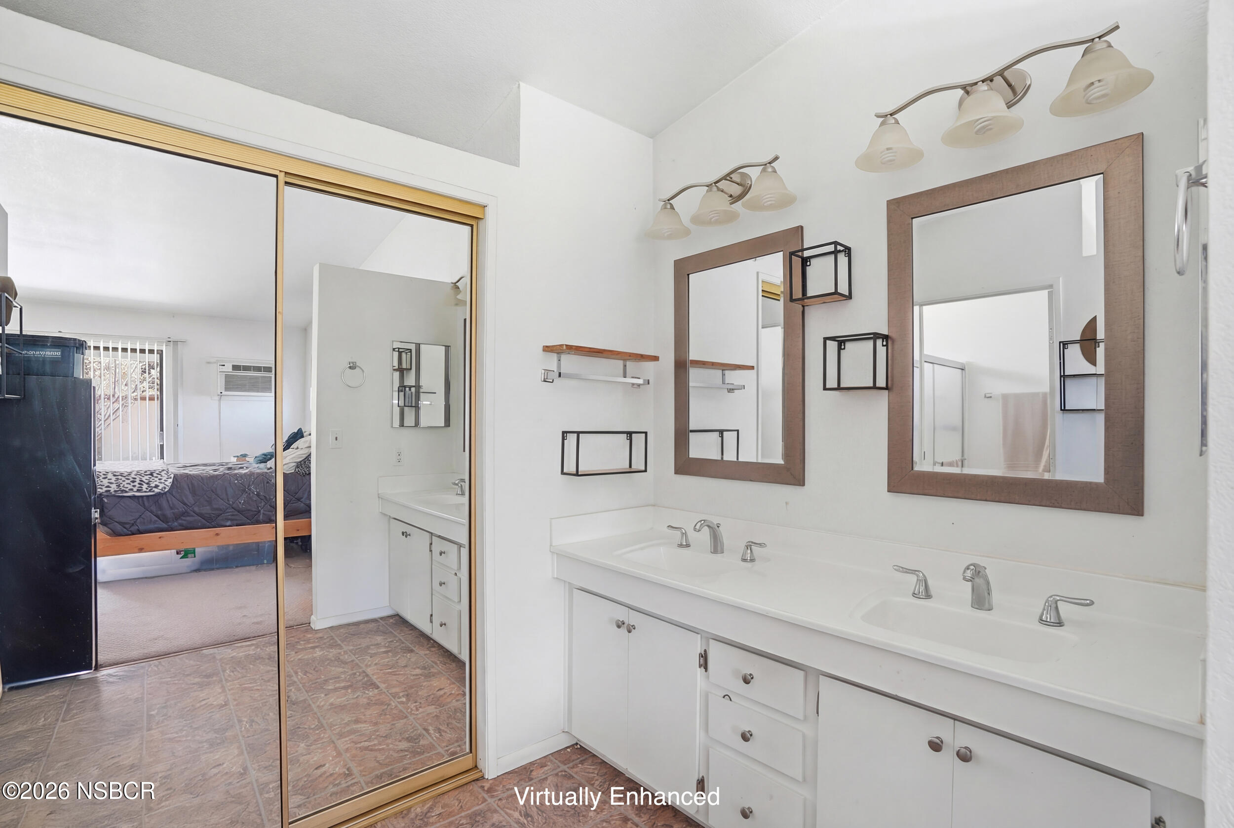 911 North Ridge View Drive Santa Maria, CA 93455 - Photo 21 of 34 primary bath