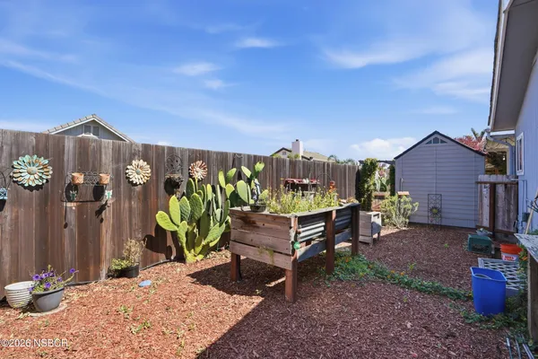 a view of a yard with a small space