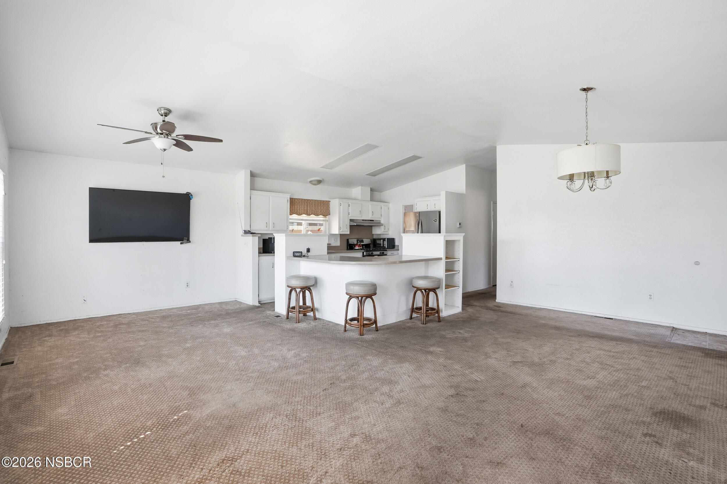 911 North Ridge View Drive Santa Maria, CA 93455 - Photo 4 of 34 911 n ridge view dr-4