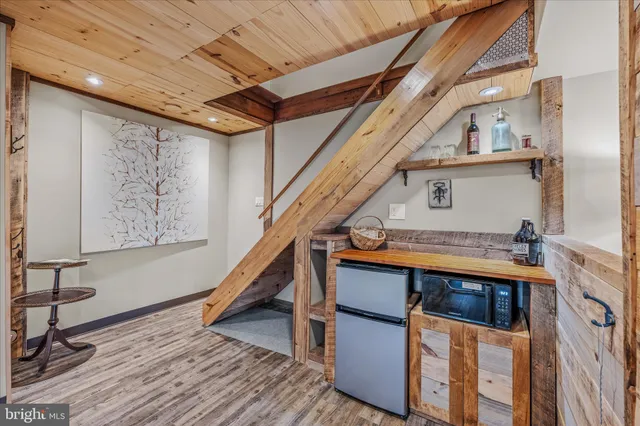 $465,000 | 1636 Eckerd Lane, Berkeley Springs, WV 25411