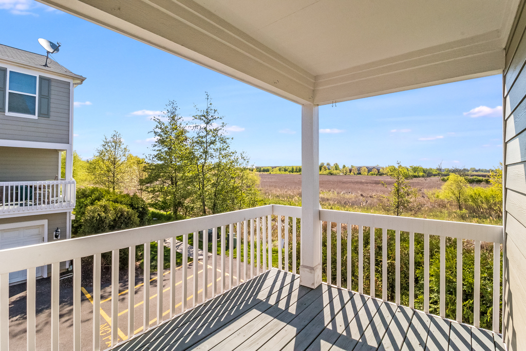 1085 Crane Elgin, IL 60124 - Photo 11 of 23