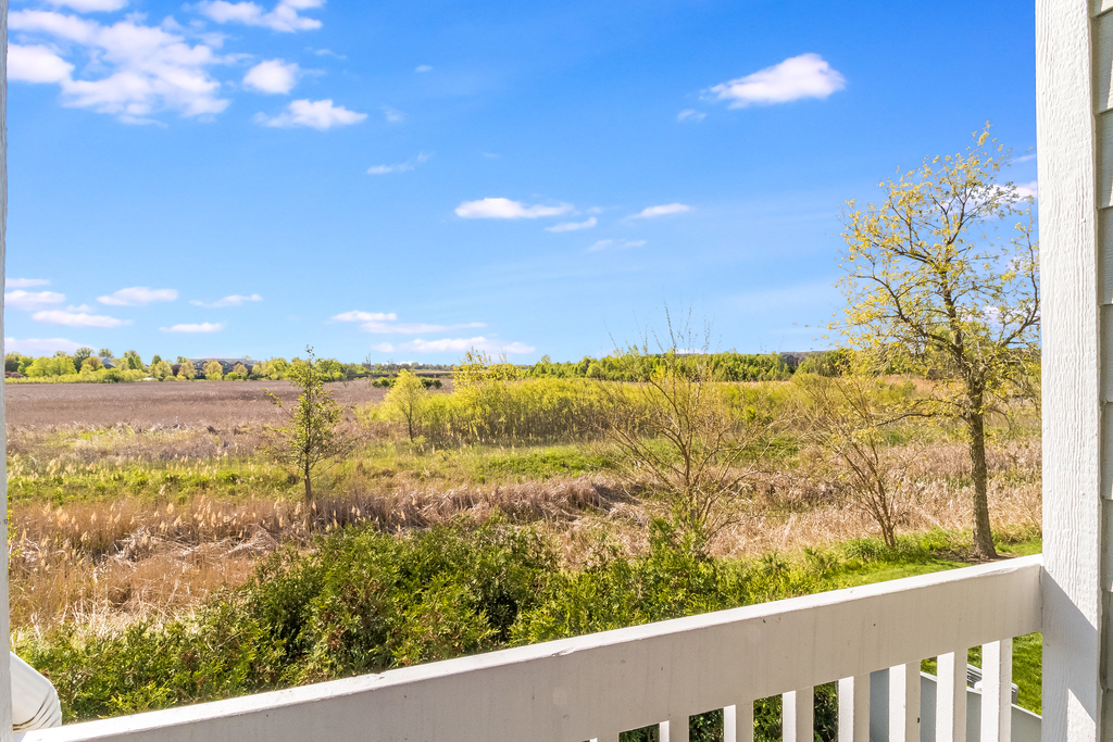 1085 Crane Elgin, IL 60124 - Photo 12 of 23