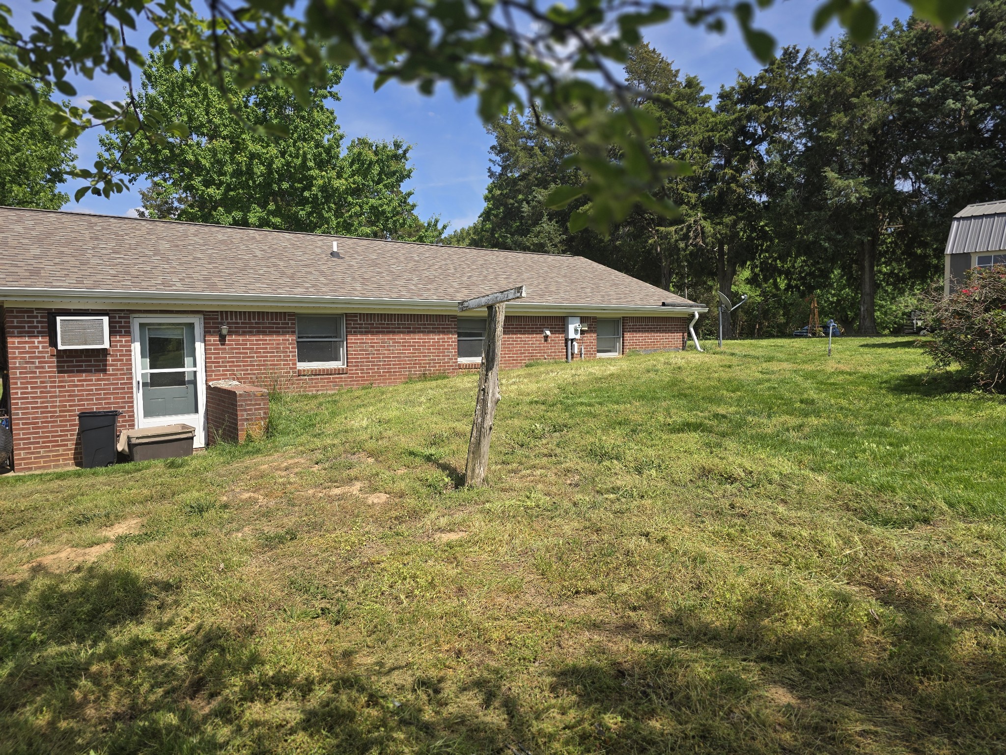 1833 New Hope Road Cadiz, KY 42211 - Photo 3 of 29