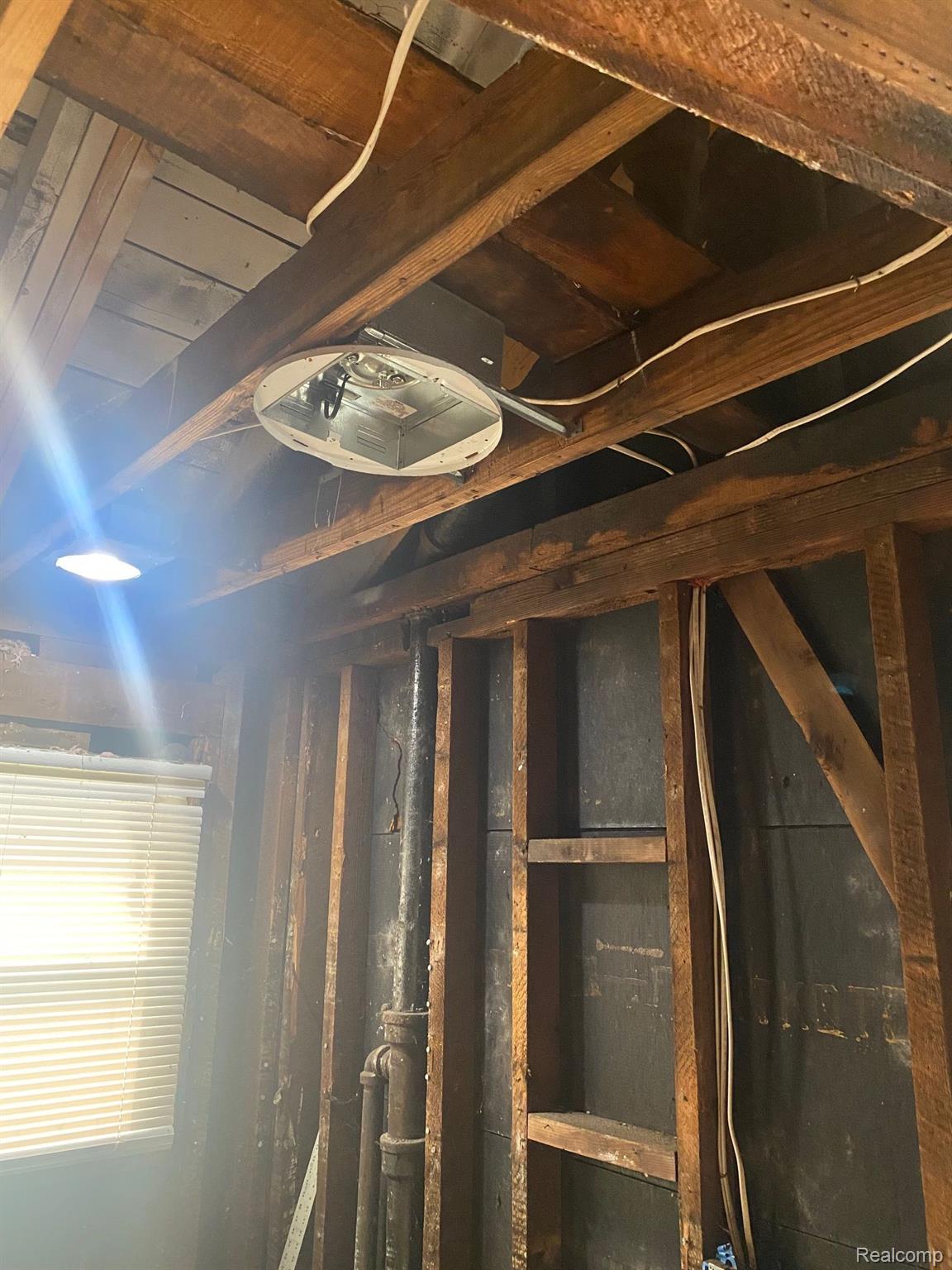 19344 Meyers Road Detroit, MI 48235 - Photo 3 of 11 Gallery Image 3