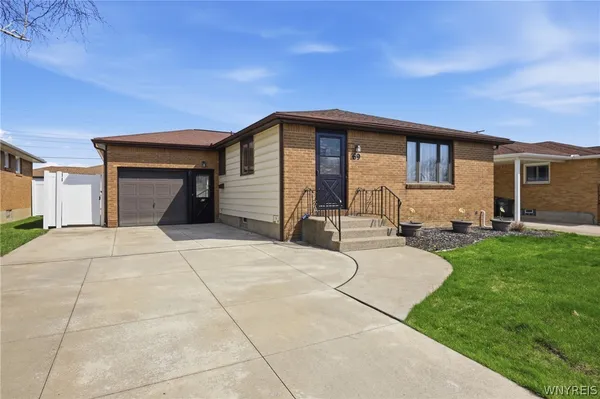 $249,900 | 69 Jane Lane, Cheektowaga, NY 14043