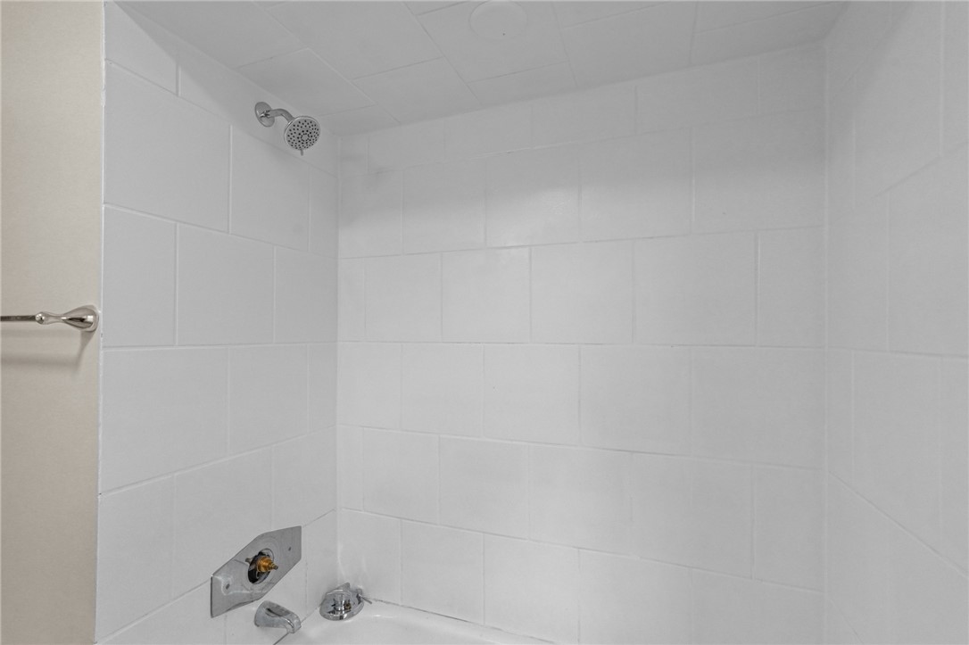 584 Weeden Street Pawtucket, RI 02860 - Photo 16 of 25