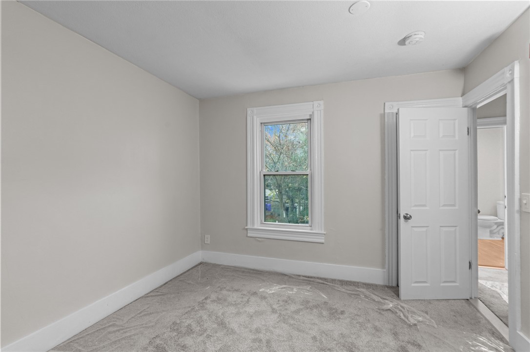 584 Weeden Street Pawtucket, RI 02860 - Photo 18 of 25