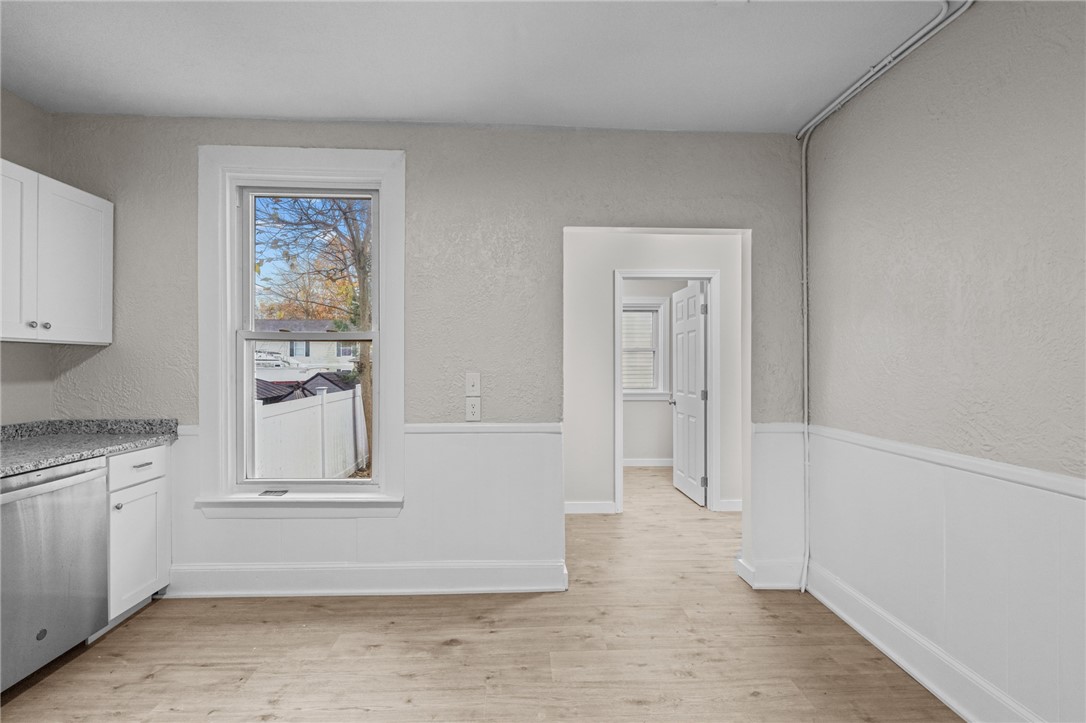 584 Weeden Street Pawtucket, RI 02860 - Photo 10 of 25