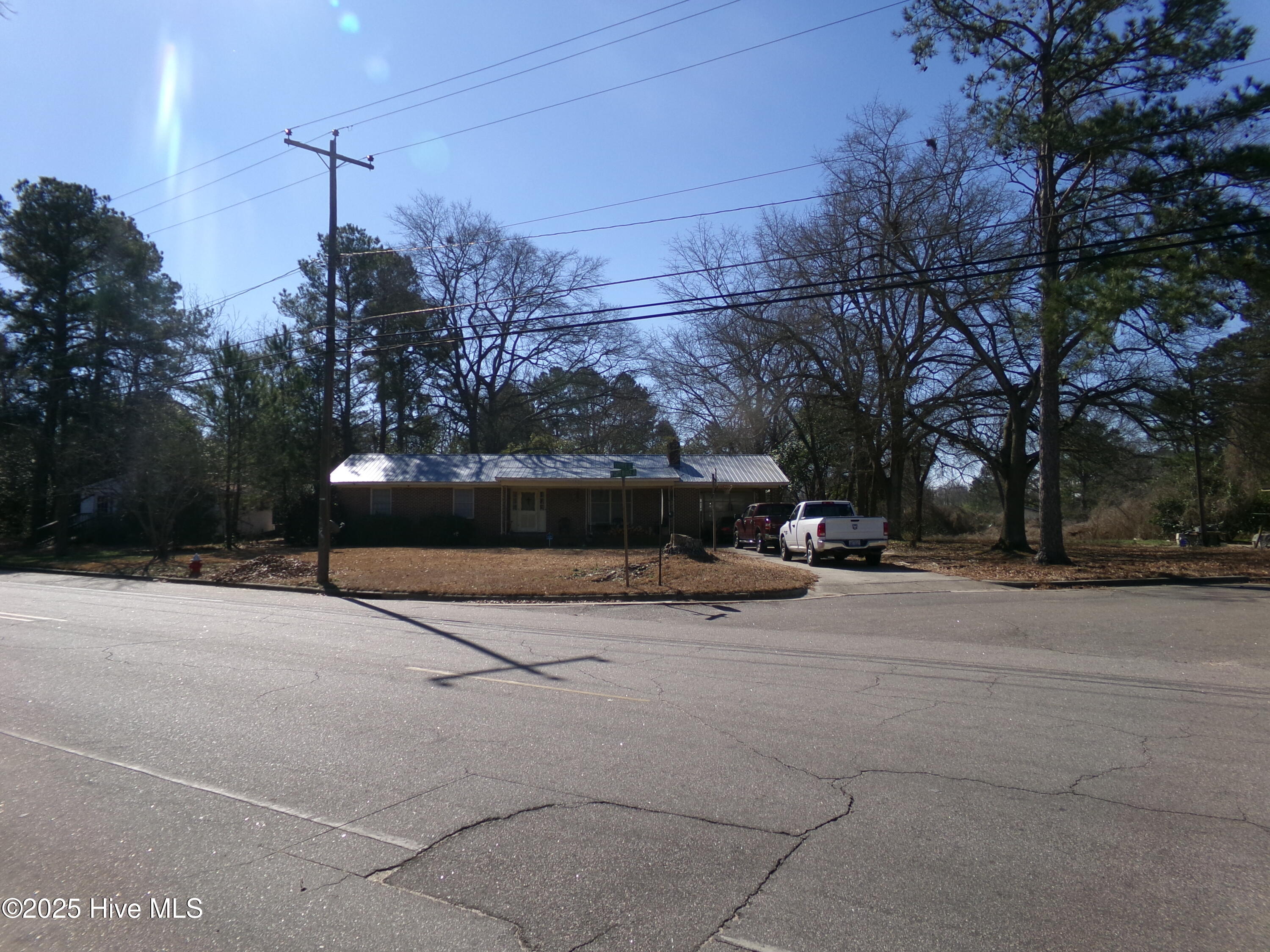 301 McGirts Bridge Road Laurinburg, NC 28352 - Photo 6 of 19 139_0811