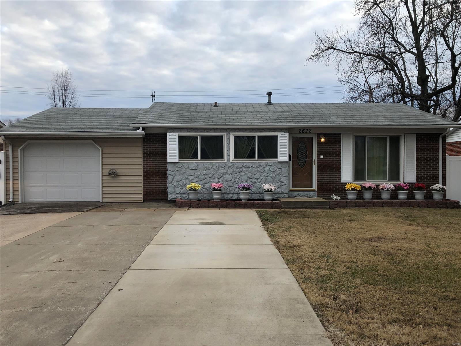 2622 Pontoon Road Granite City, IL 62040 - Photo 1 of 32 Gallery Image 1