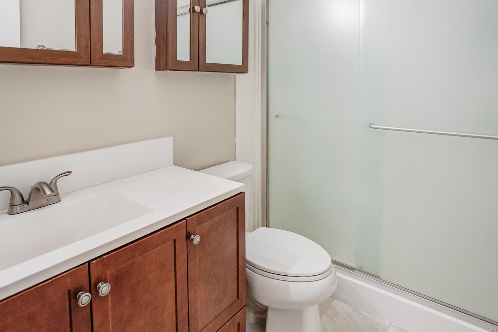 2622 Pontoon Road Granite City, IL 62040 - Photo 18 of 32 Gallery Image 18