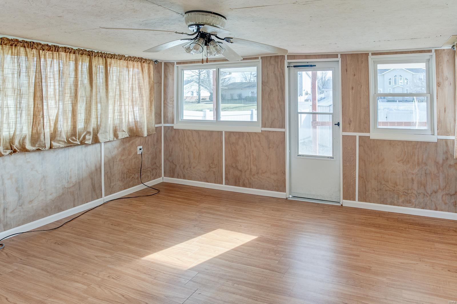 2622 Pontoon Road Granite City, IL 62040 - Photo 20 of 32 Gallery Image 20