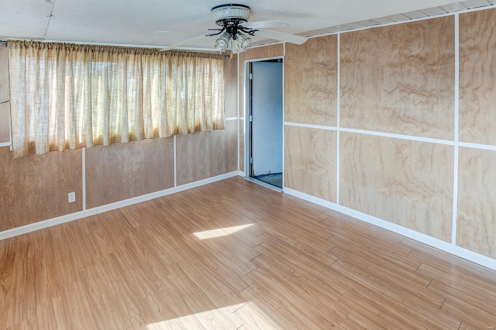 2622 Pontoon Road Granite City, IL 62040 - Photo 21 of 32 Gallery Image 21