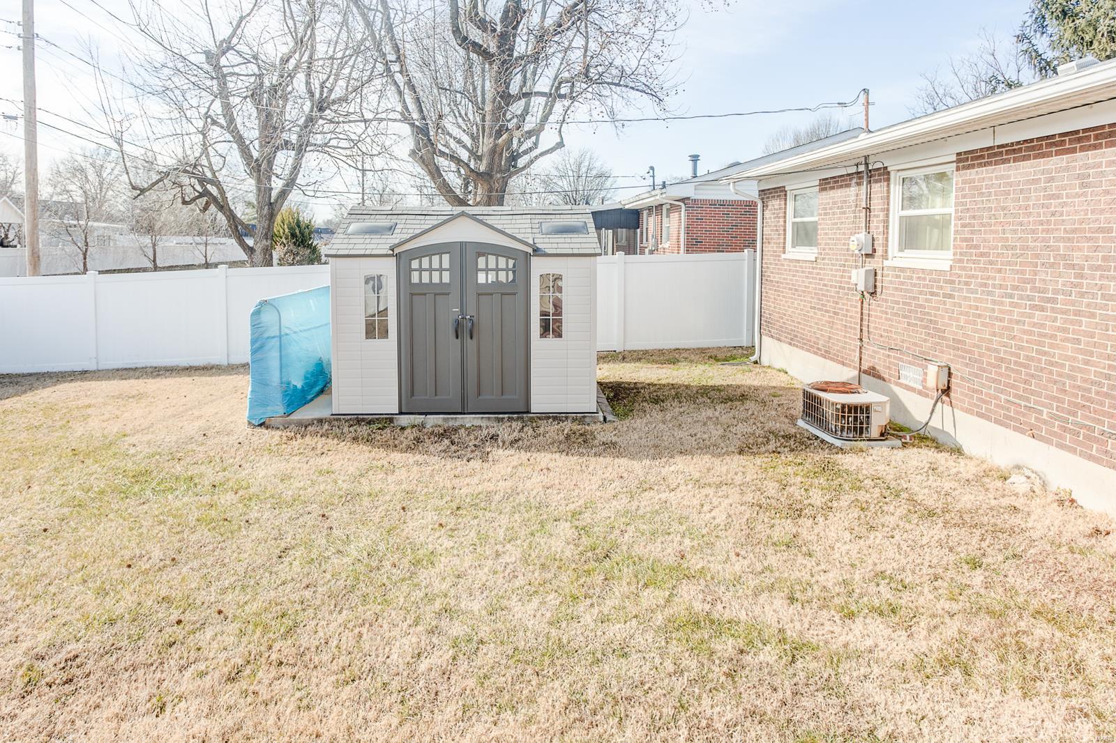 2622 Pontoon Road Granite City, IL 62040 - Photo 22 of 32 Gallery Image 22