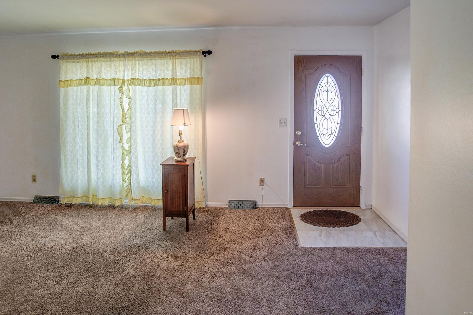 2622 Pontoon Road Granite City, IL 62040 - Photo 4 of 32 Gallery Image 4