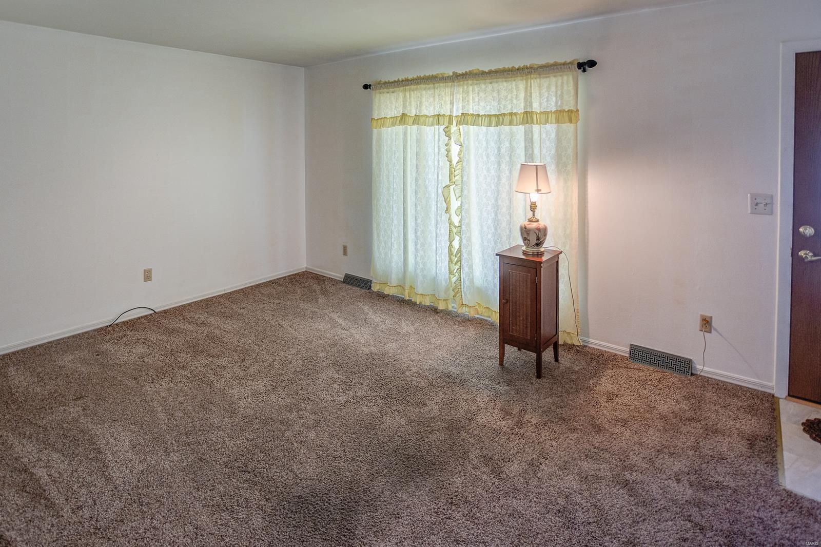 2622 Pontoon Road Granite City, IL 62040 - Photo 5 of 32 Gallery Image 5