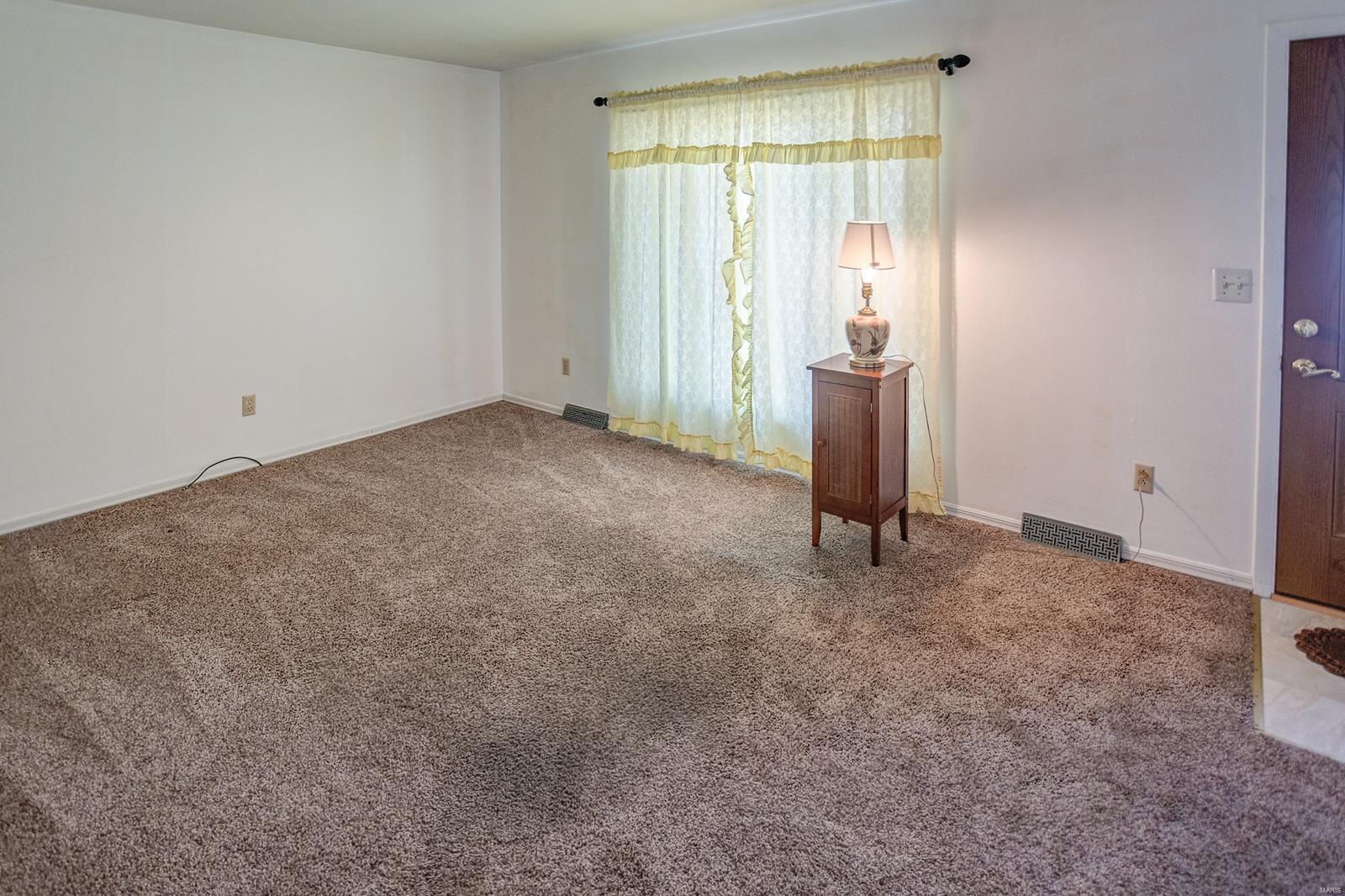 2622 Pontoon Road Granite City, IL 62040 - Photo 6 of 32 Gallery Image 6