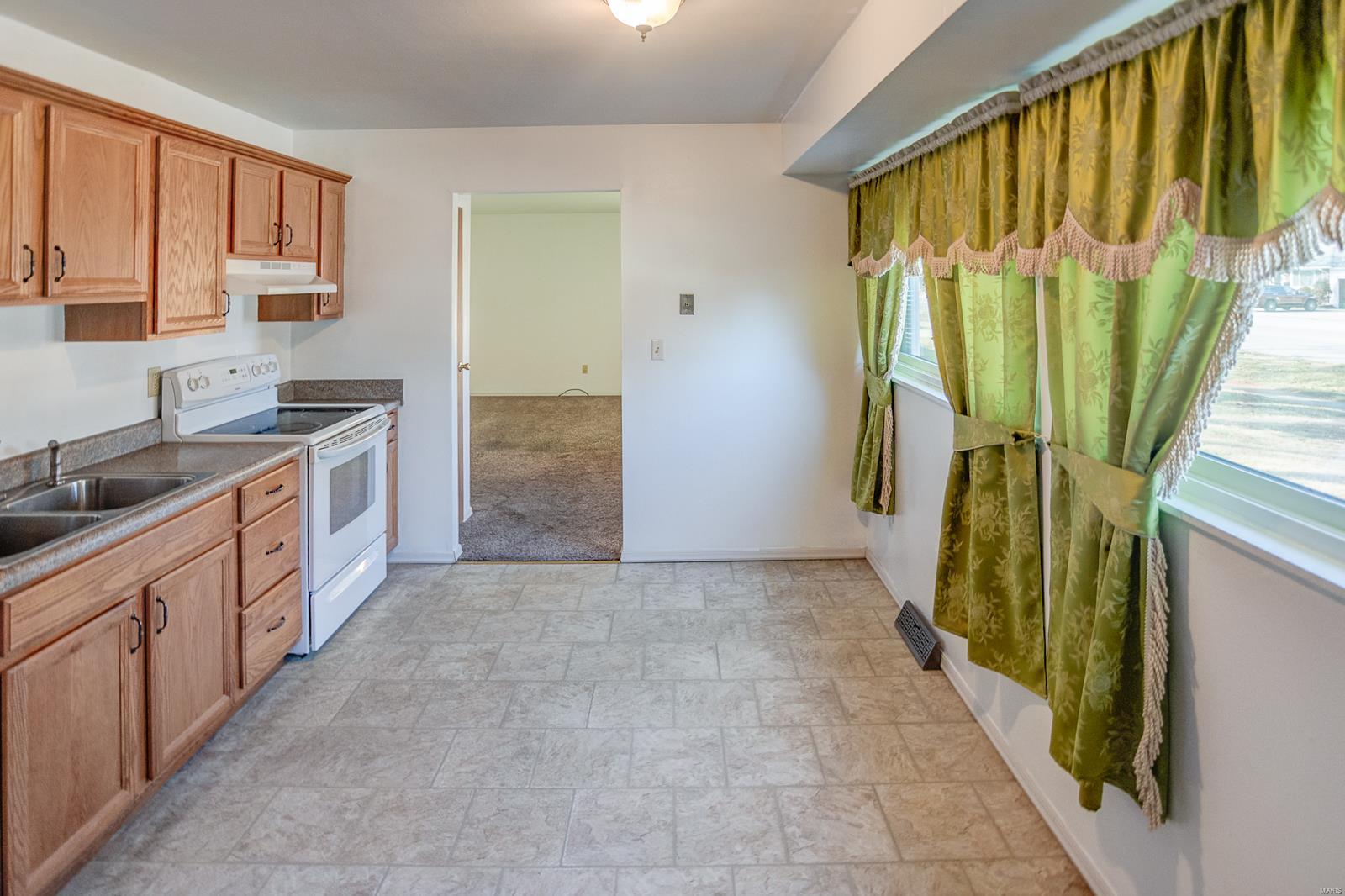 2622 Pontoon Road Granite City, IL 62040 - Photo 10 of 32 Gallery Image 10