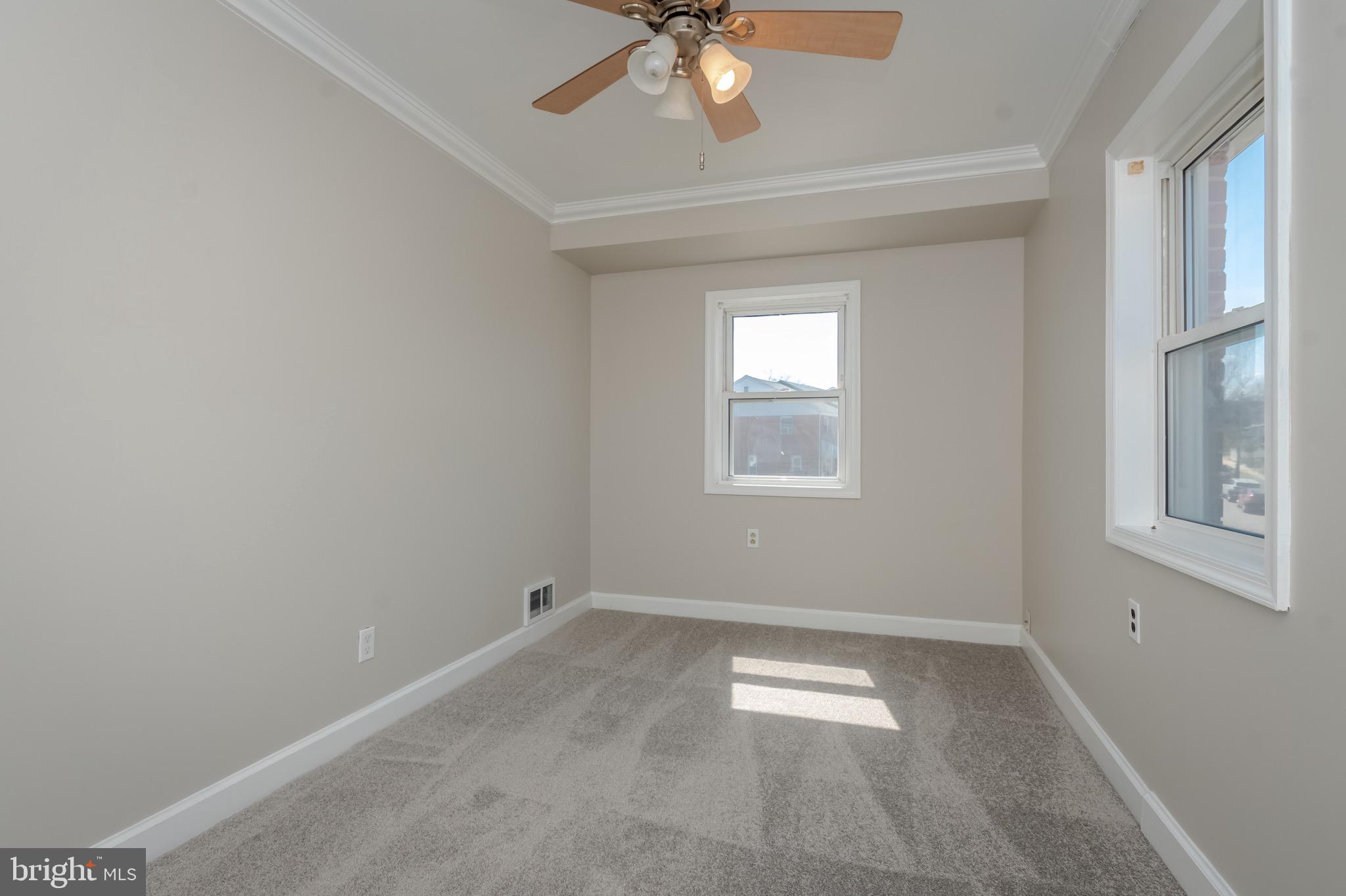 648 Middlesex Road Essex, MD 21221 - Photo 11 of 37