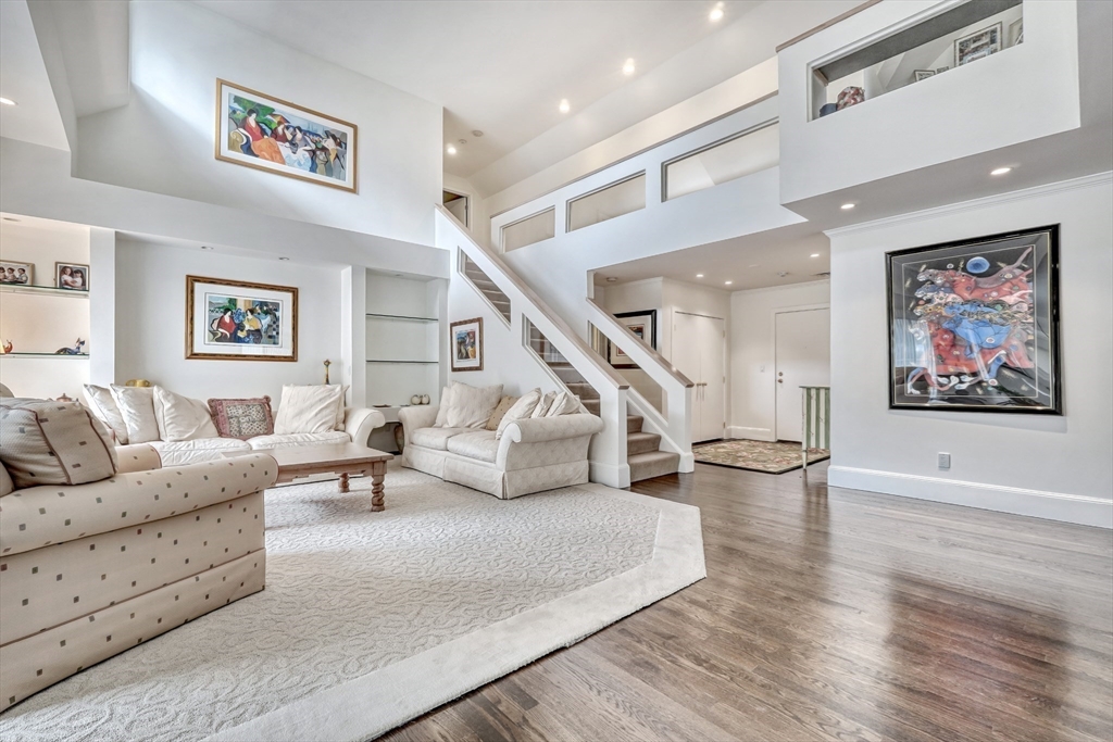 206 Allandale Road, Unit 3B Boston, MA 02467 - Photo 5 of 31 Gallery Image 5