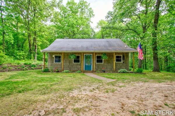 $849,900 | 3067 134th Avenue, Hopkins, MI 49328