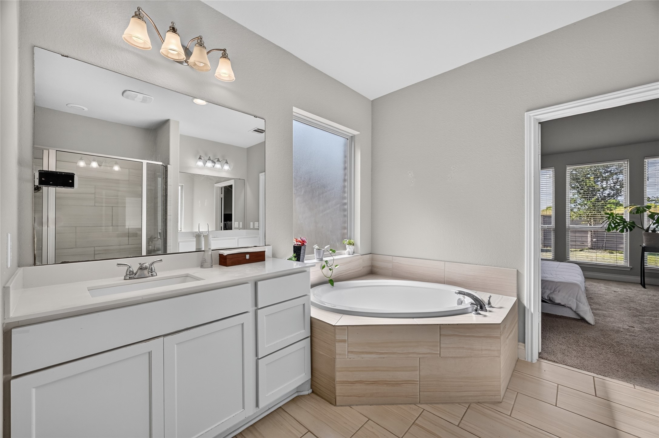2047 Blackhawk Ridge Lane Manvel, TX 77578 - Photo 25 of 44