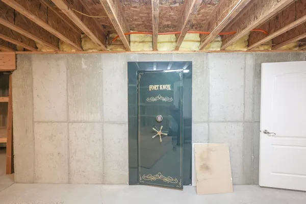 $639,900 | 3001 Driftwood Lane, Rock Springs, WY 82901