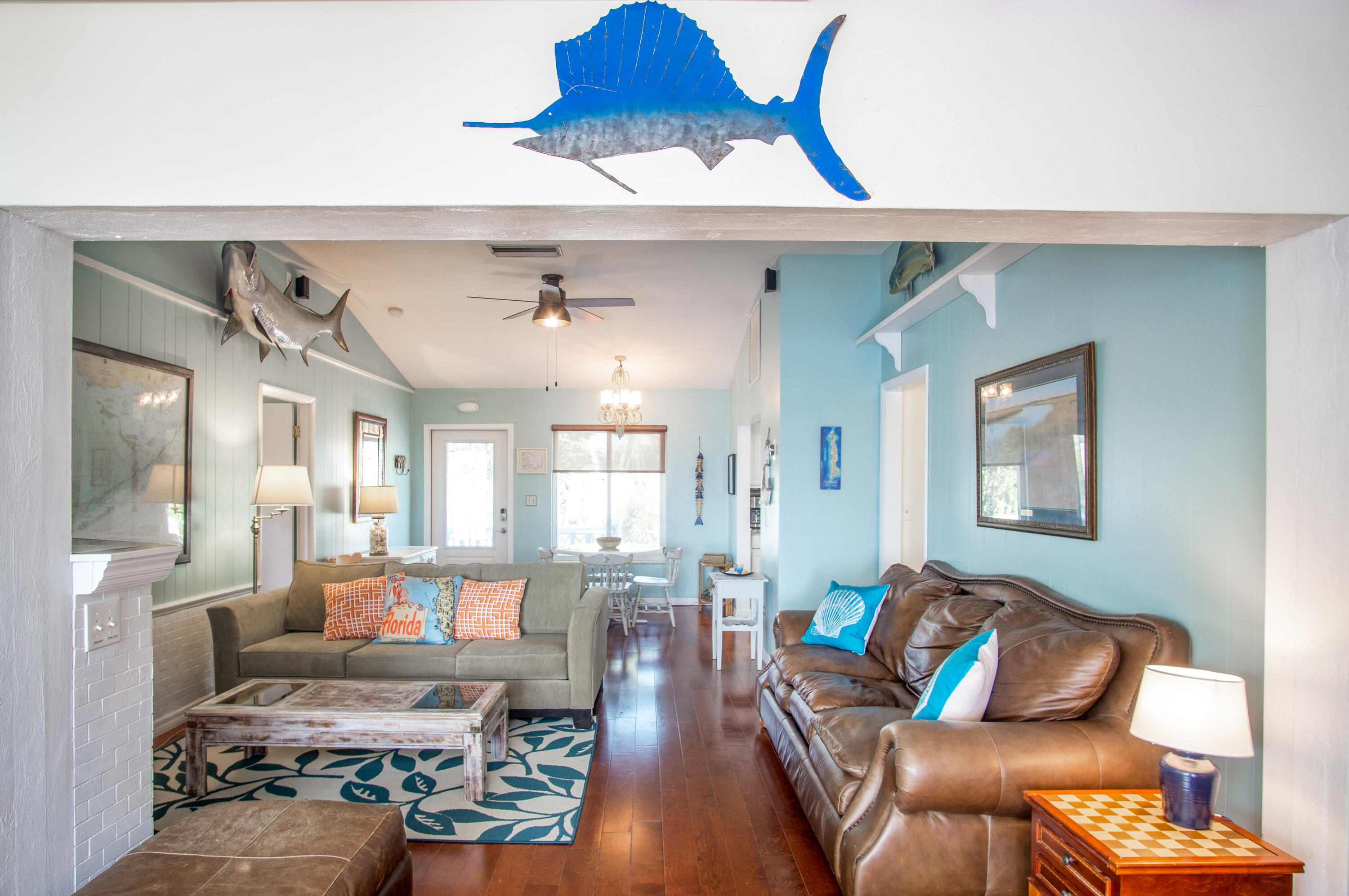 90 Sombrero Beach Road Marathon, FL 33050 - Photo 16 of 42 Livng Room