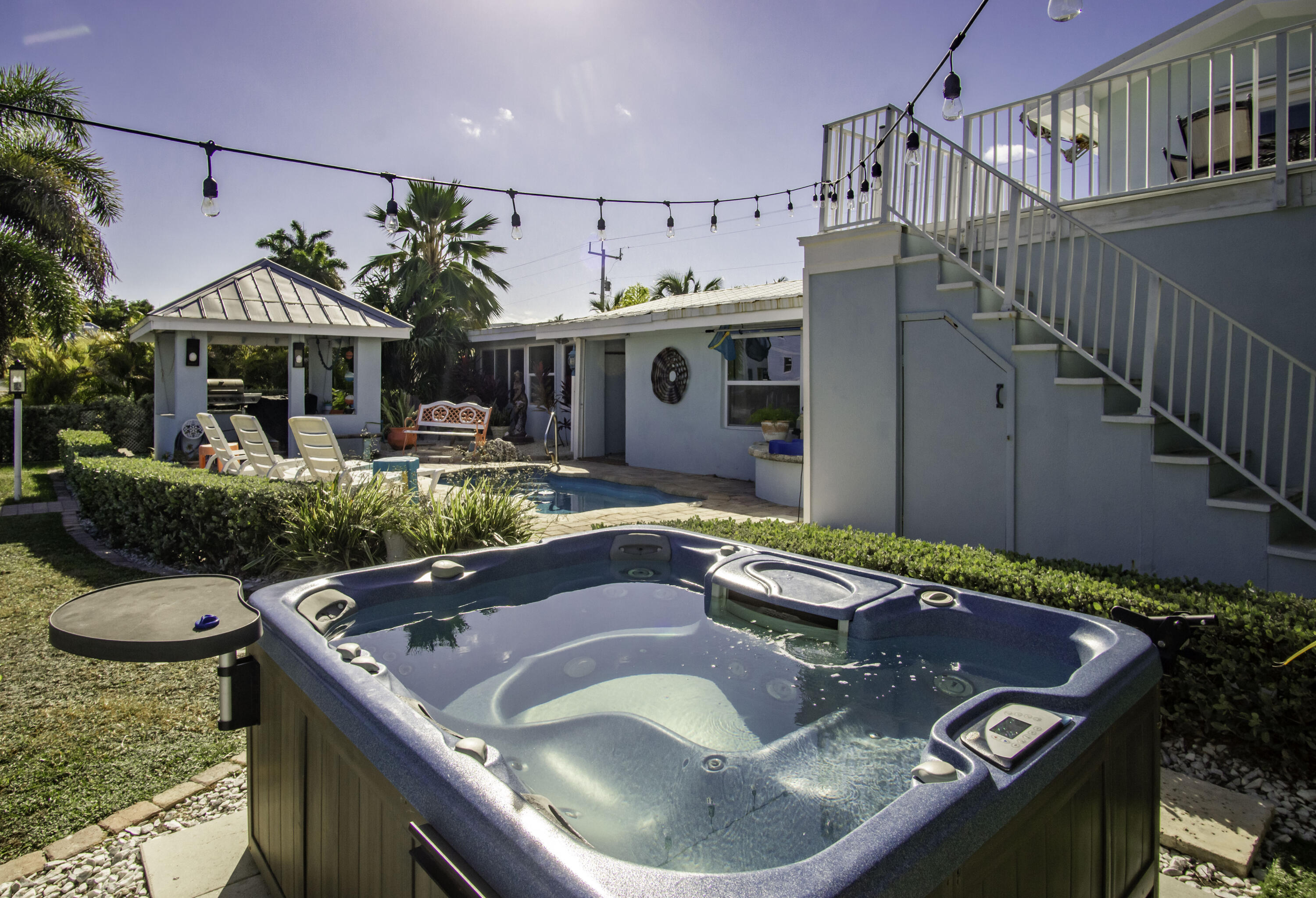 90 Sombrero Beach Road Marathon, FL 33050 - Photo 19 of 42 HOt tub (2)