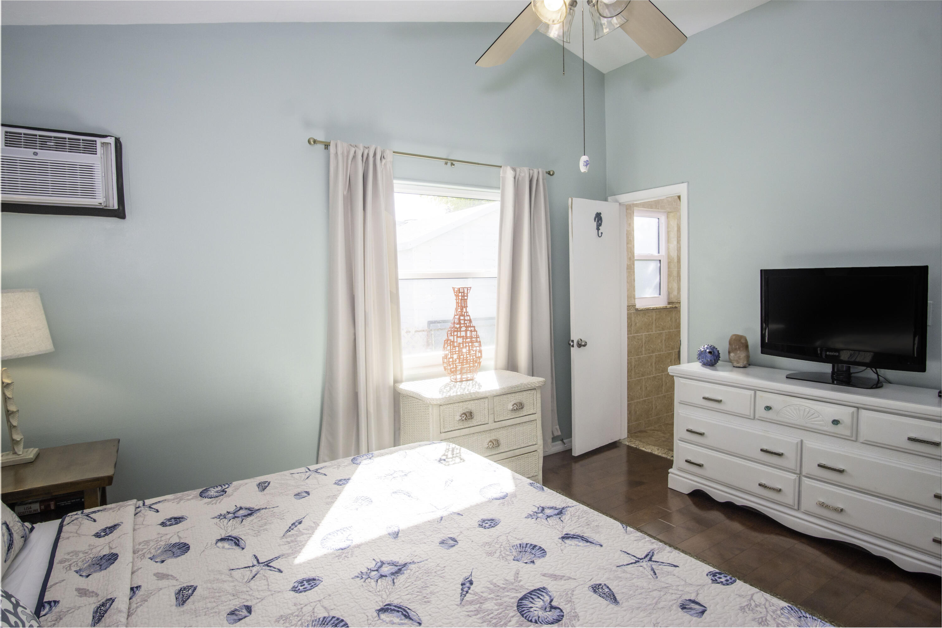 90 Sombrero Beach Road Marathon, FL 33050 - Photo 30 of 42 master bedroom (3)