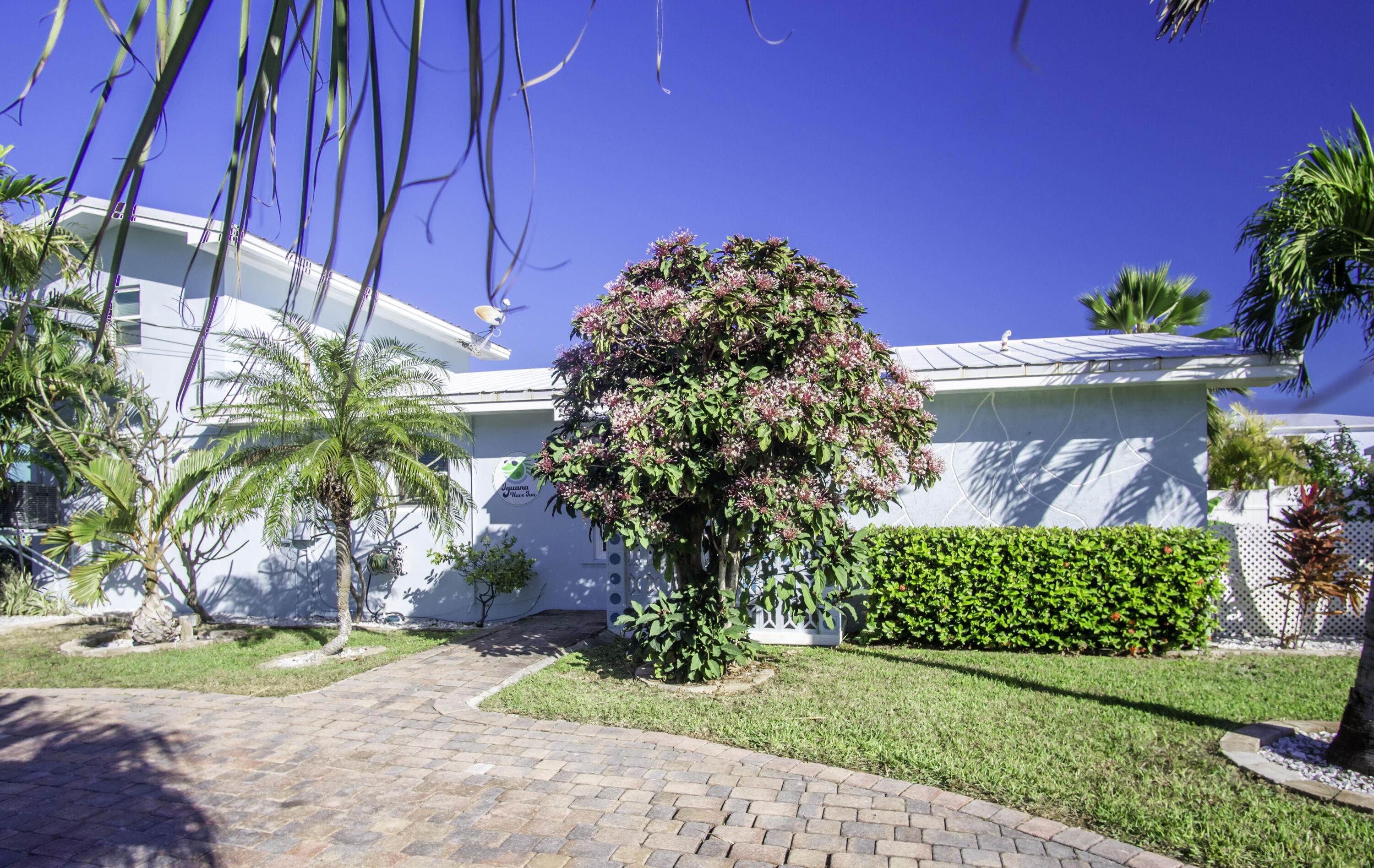90 Sombrero Beach Road Marathon, FL 33050 - Photo 39 of 42 parking (2)