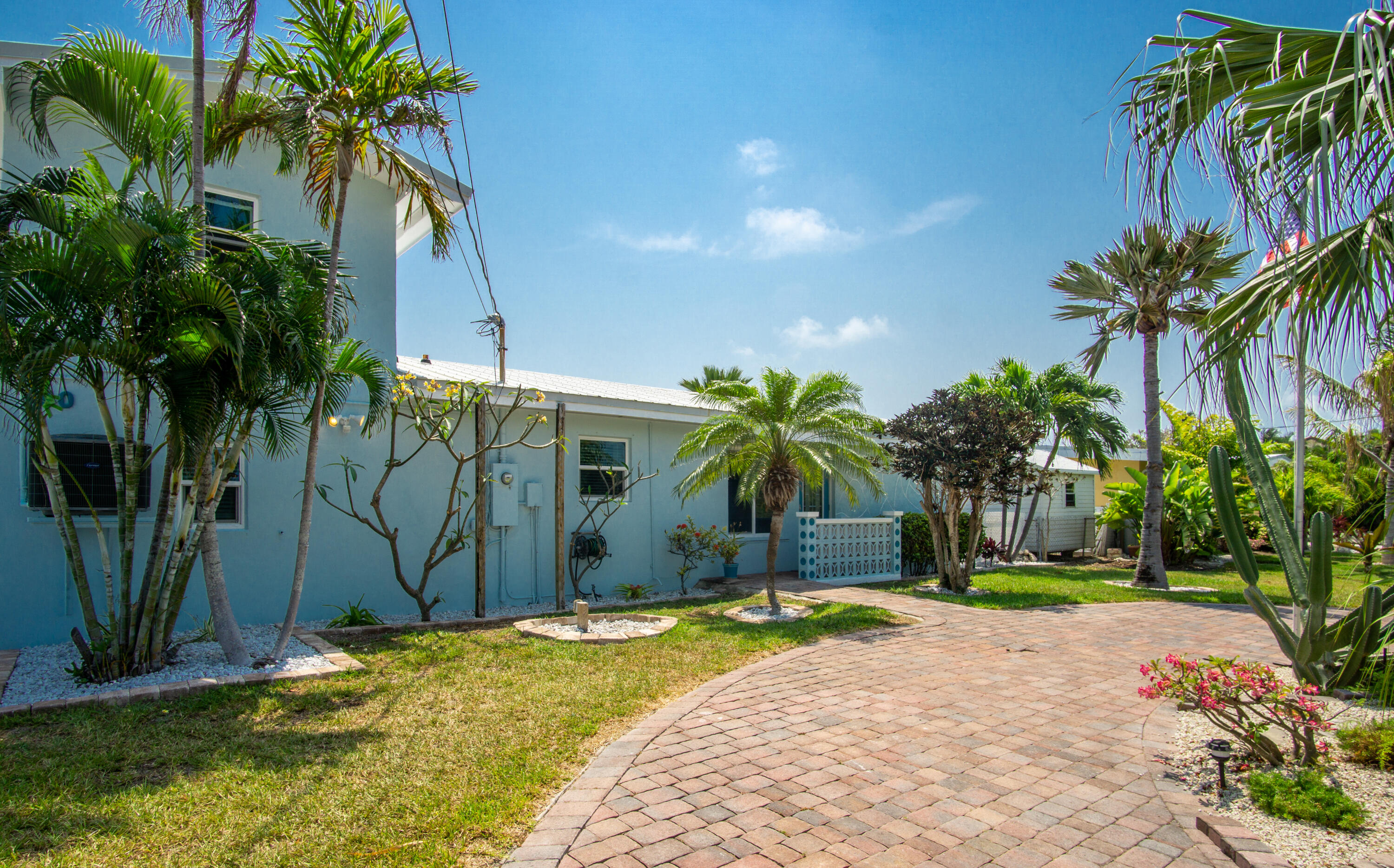 90 Sombrero Beach Road Marathon, FL 33050 - Photo 40 of 42 Exterior