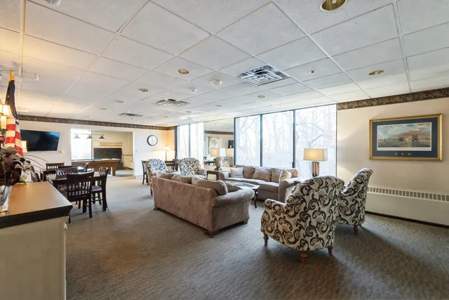 $99,000 | 1800 7th Street, Unit 11C, East Moline, IL 61244