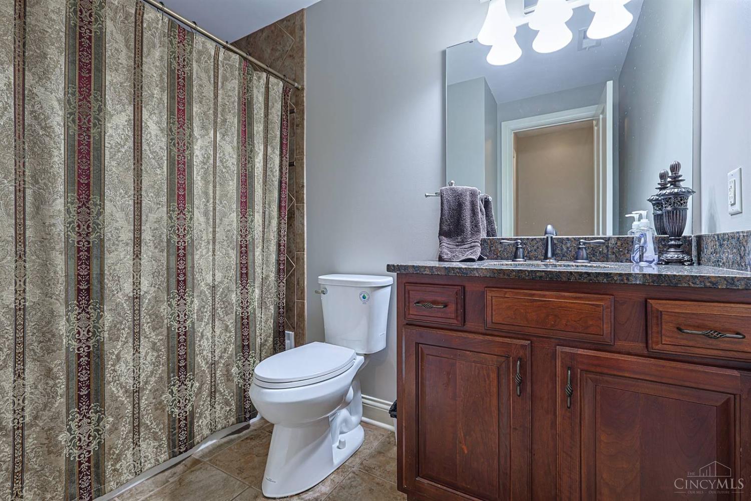 376 Compton Road Wyoming, OH 45215 - Photo 53 of 84