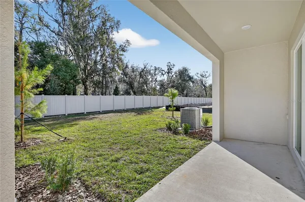 $2,199 | 3346 Lapis Lk Drive, Zephyrhills, FL 33541