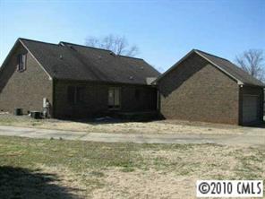 101 Robin Road Lincolnton, NC 28092 - Photo 3 of 8 Gallery Image 3