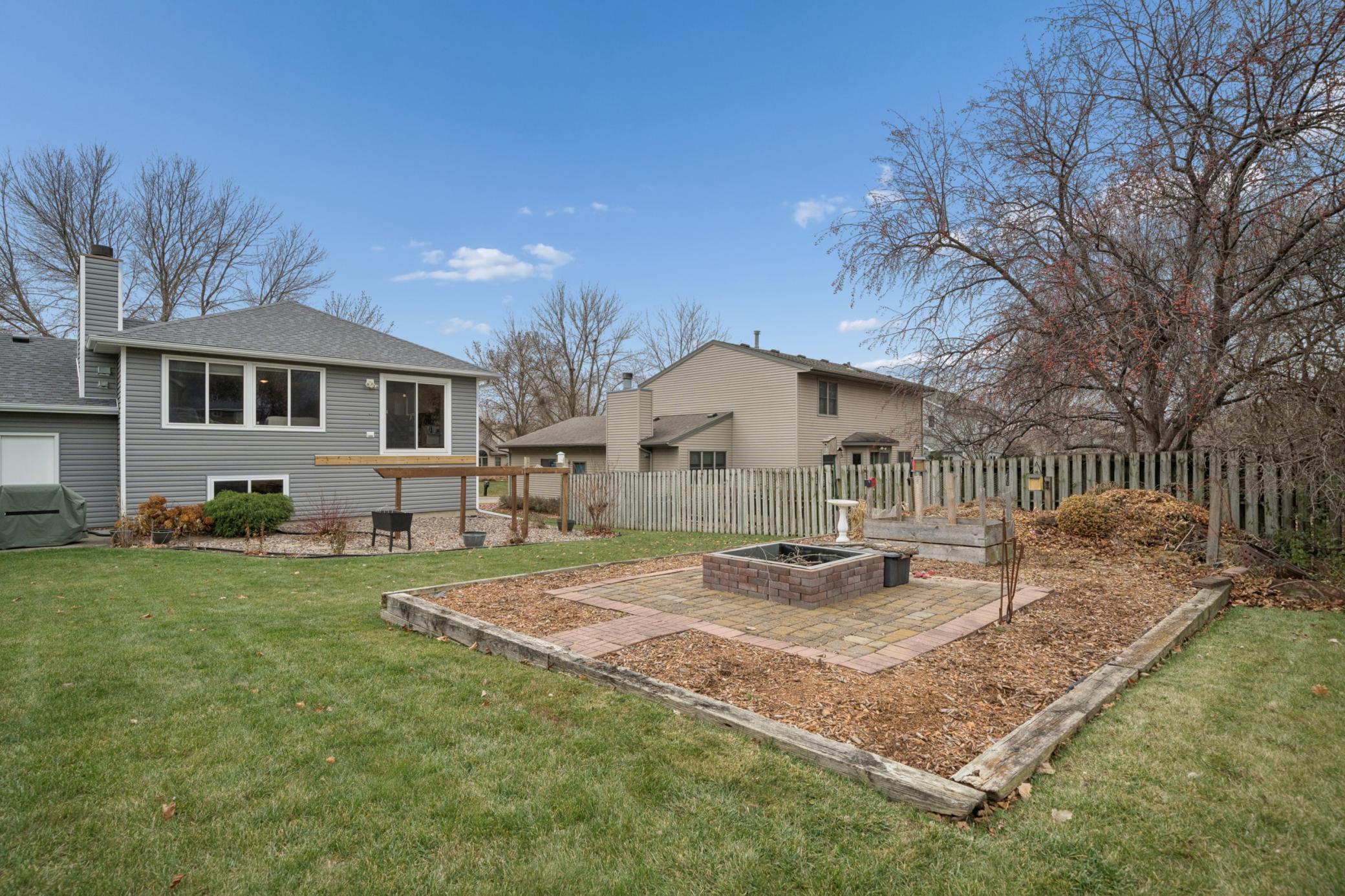 4451 57th Street Northwest Rochester, MN 55901 - Photo 20 of 22 Gallery Image 20