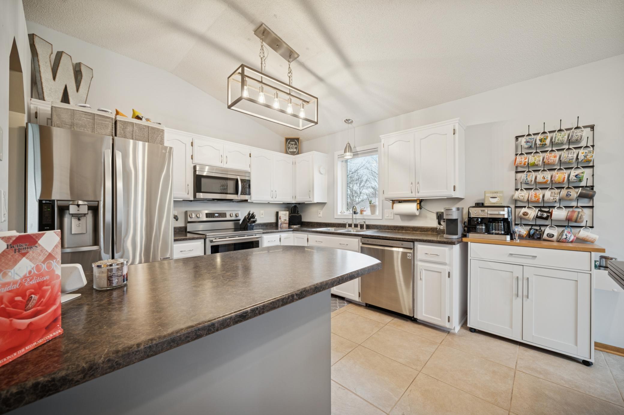 4451 57th Street Northwest Rochester, MN 55901 - Photo 8 of 22 Gallery Image 8