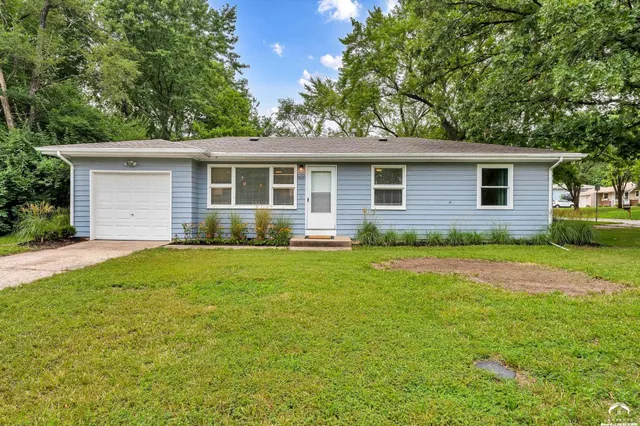 $274,500 | 1620 West 20th Terrace, Lawrence, KS 66046