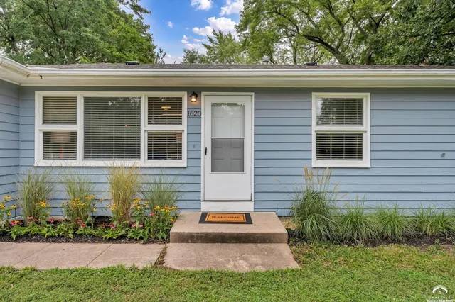 $274,500 | 1620 West 20th Terrace, Lawrence, KS 66046
