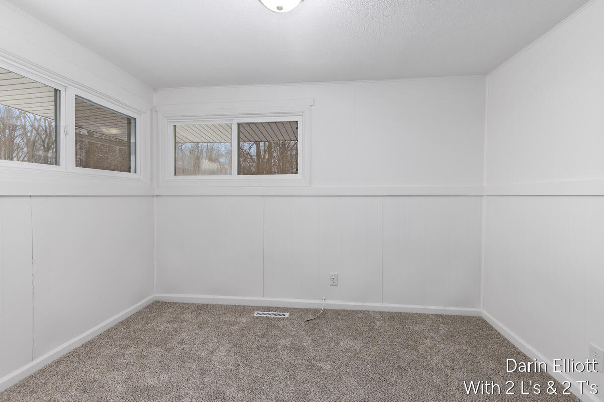 2110 Worden Street Lansing, MI 48910 - Photo 19 of 37 2110-Worden_016