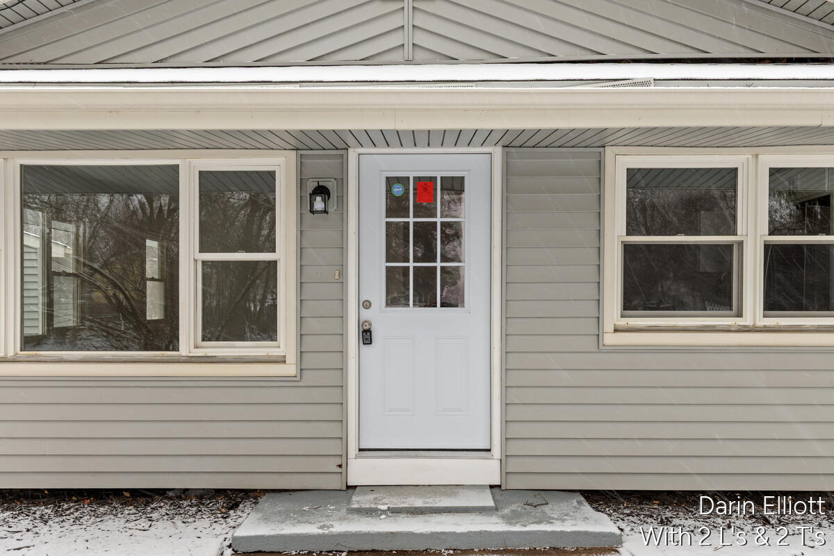 2110 Worden Street Lansing, MI 48910 - Photo 24 of 37 2110-Worden_005