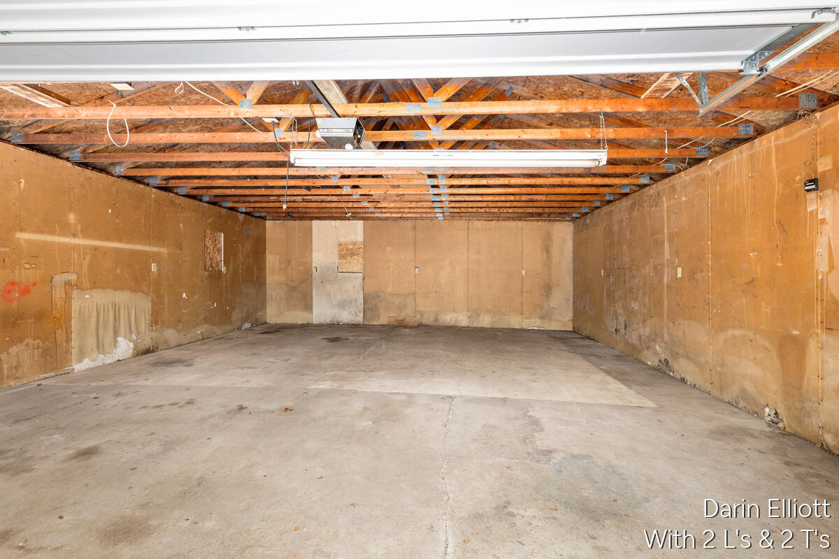 2110 Worden Street Lansing, MI 48910 - Photo 26 of 37 2110-Worden_028