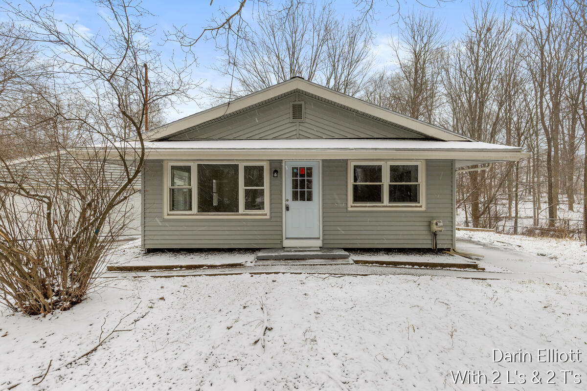 2110 Worden Street Lansing, MI 48910 - Photo 5 of 37 2110-Worden_001